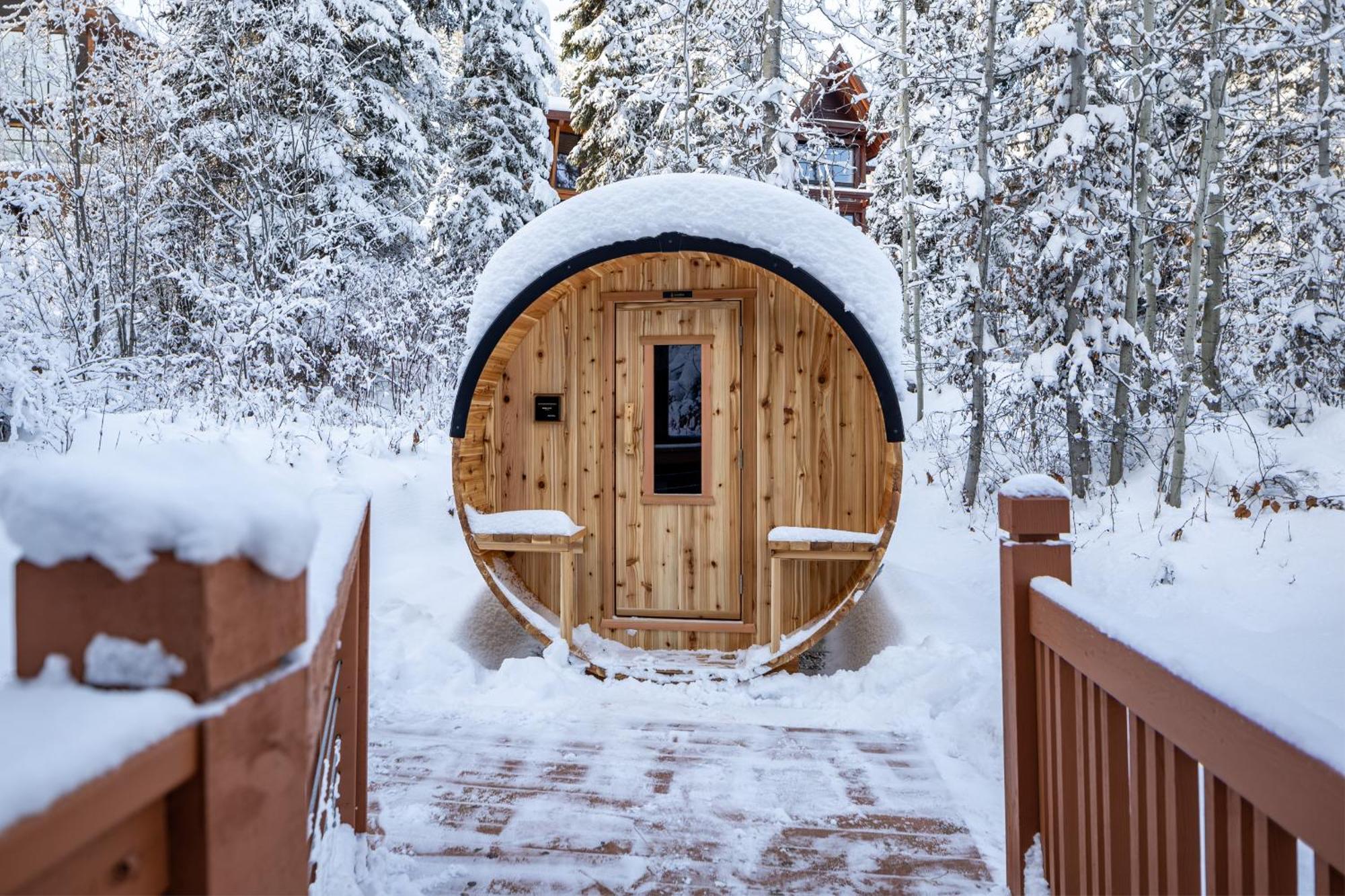 Copper Horse Lodge Golden Luaran gambar