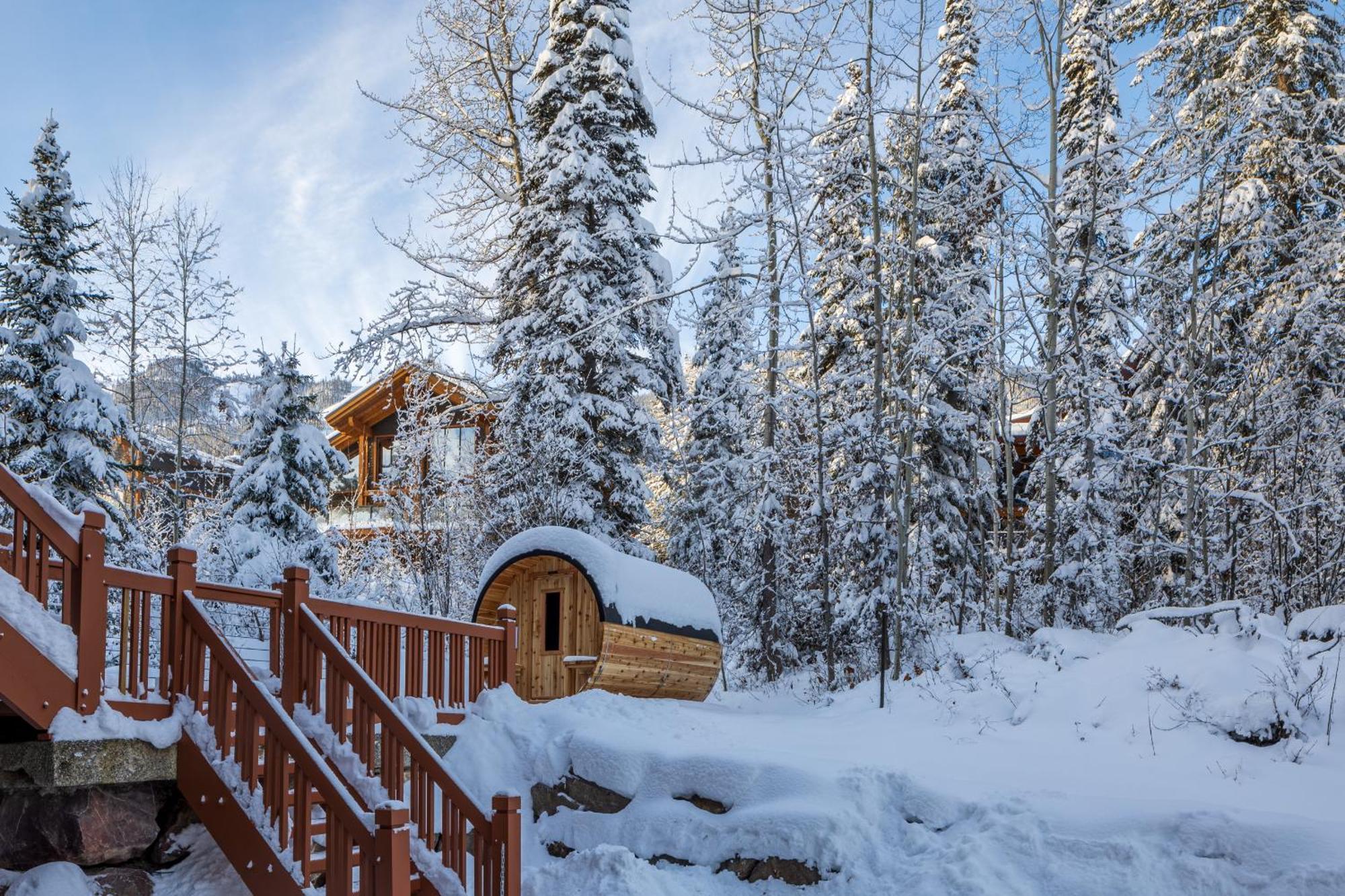 Copper Horse Lodge Golden Luaran gambar