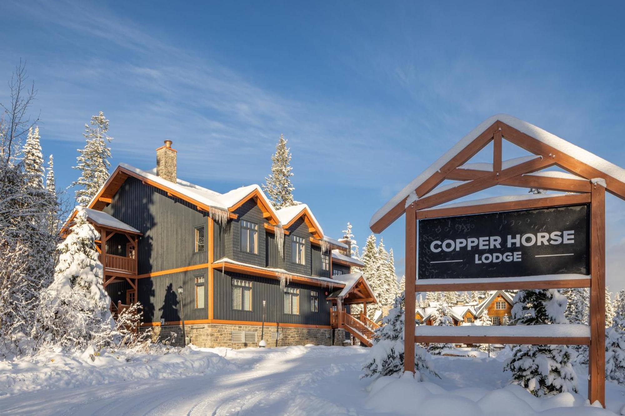 Copper Horse Lodge Golden Luaran gambar